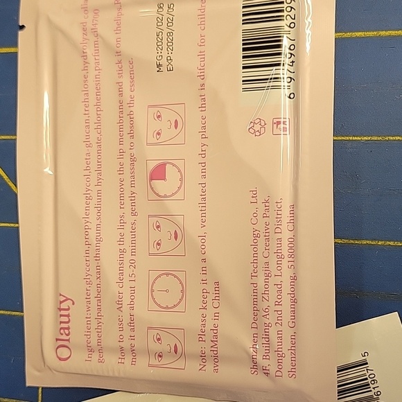 Luxurious Lips Hydrating Lip Mask Set of 2 NEW - Picture 3 of 3